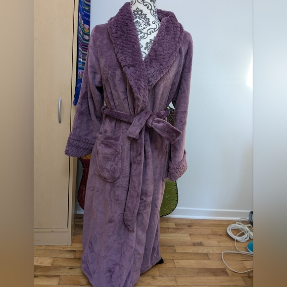 Carole Hochman NWT robe - Picture 1 of 7